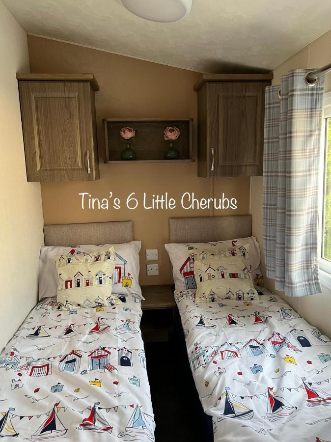 6 Little Cherubs Apartment *
